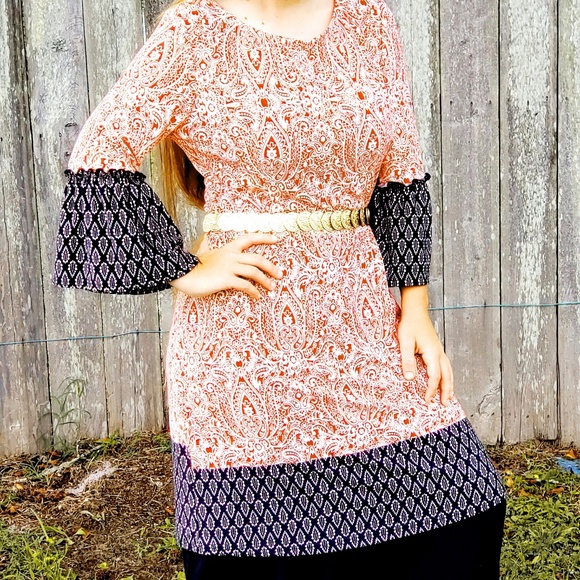 *Host Pick* !! Boho Bell Sleeved Midi Dress - Picture 3 of 3